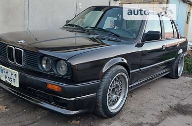 Седан BMW 3 Series 1988 в Одесі