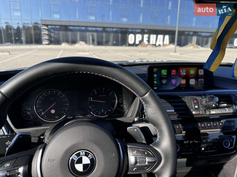 Седан BMW 3 Series 2018 в Львові