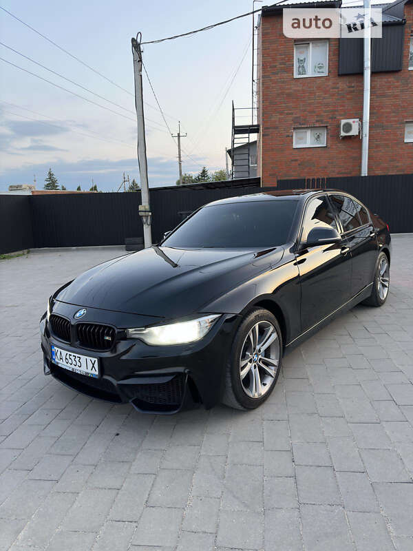 Седан BMW 3 Series 2015 в Теребовлі