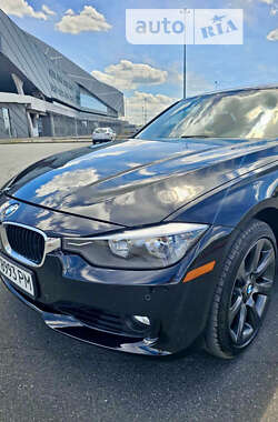 Седан BMW 3 Series 2015 в Львове