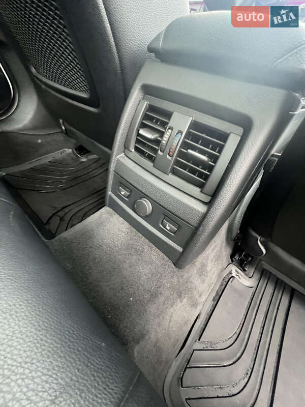 Седан BMW 3 Series 2012 в Житомире