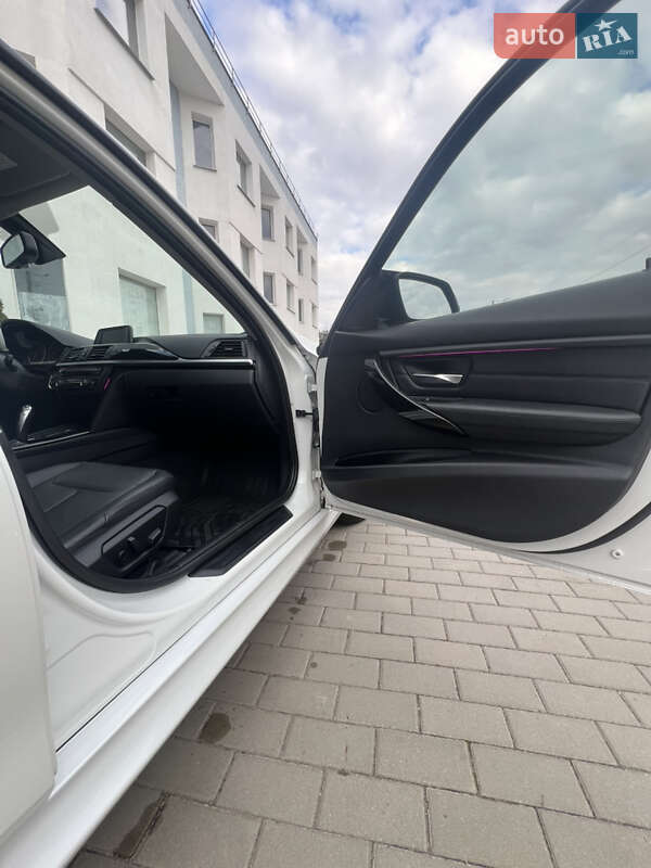 Седан BMW 3 Series 2012 в Житомире