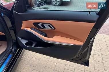 Седан BMW 3 Series 2022 в 