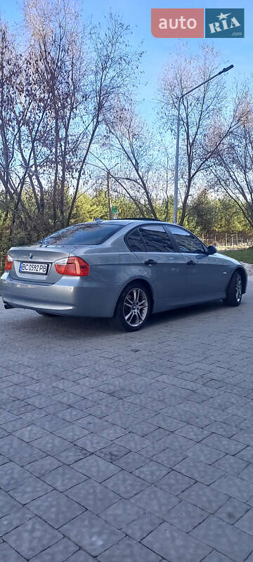 Седан BMW 3 Series 2005 в Новояворівську фото 8 Седан BMW 3 Series 2005 в Новояворівську