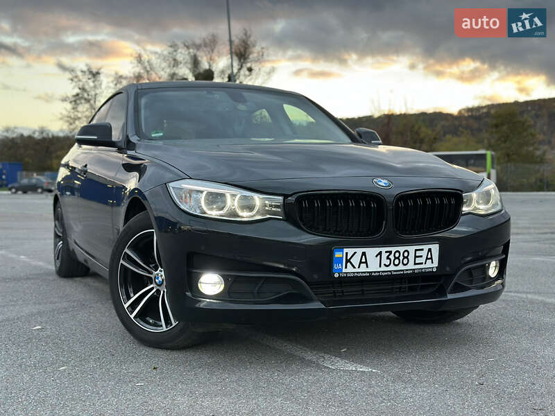Седан BMW 3 Series 2015 в 