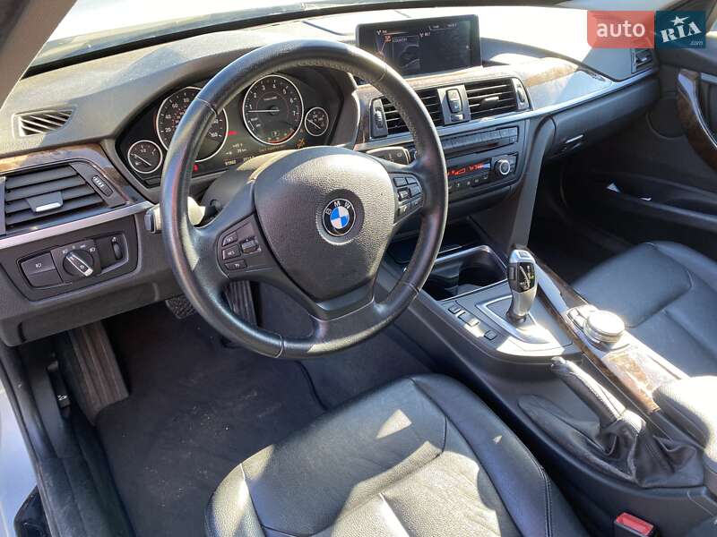 Седан BMW 3 Series 2015 в Одесі