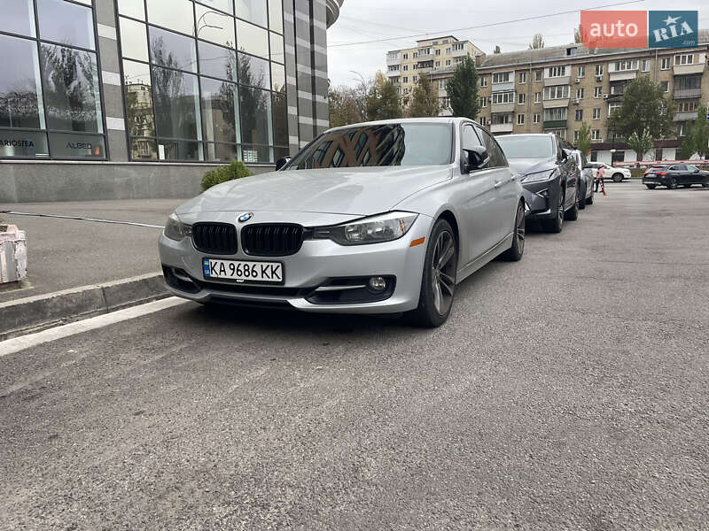 Седан BMW 3 Series 2013 в Києві