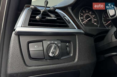 Седан BMW 3 Series 2015 в 