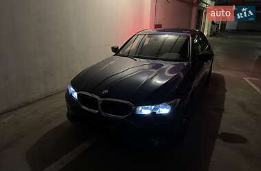 Седан BMW 3 Series 2022 в Киеве