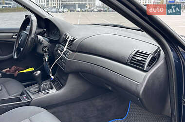 Седан BMW 3 Series 2004 в Києві
