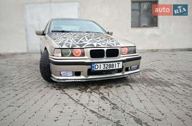 Седан BMW 3 Series 1991 в Борщеві