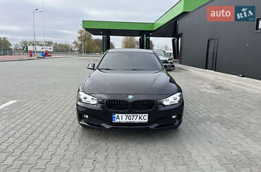 Седан BMW 3 Series 2015 в Киеве