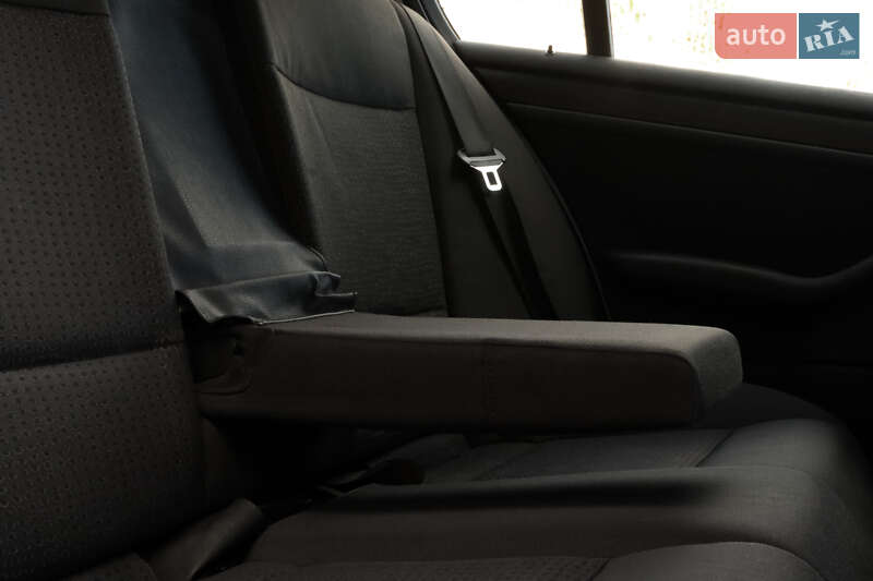 Седан BMW 3 Series 2002 в Червоному Донце фото 58 Седан BMW 3 Series 2002 в Червоному Донце