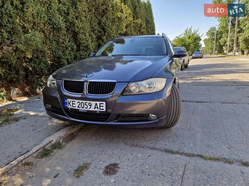 Універсал BMW 3 Series 2008 в Дніпрі фото 9 Універсал BMW 3 Series 2008 в Дніпрі