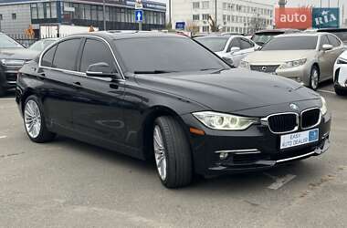 Седан BMW 3 Series 2015 в Киеве