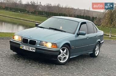 Седан BMW 3 Series 1997 в Жовкве