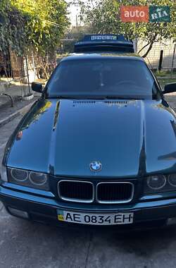 Купе BMW 3 Series 1994 в Павлограде