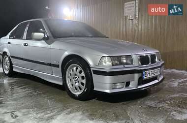 Седан BMW 3 Series 1997 в Одессе