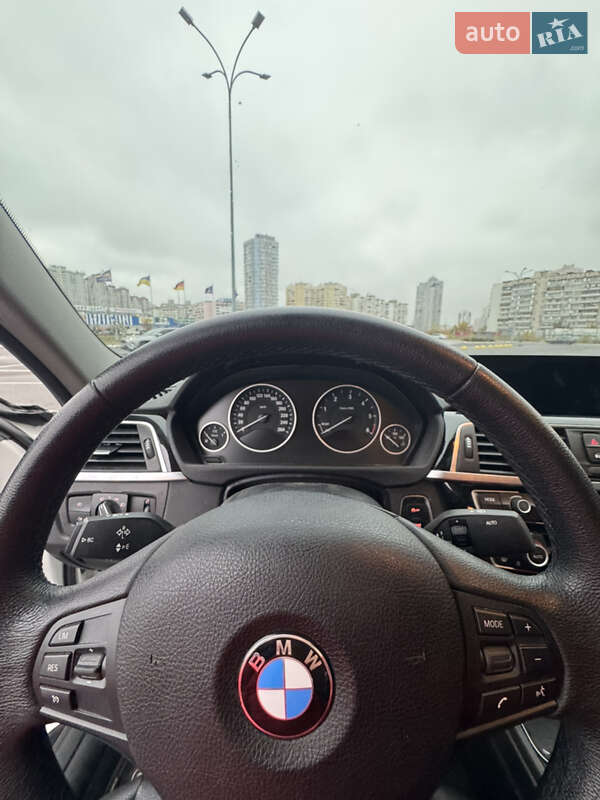 Седан BMW 3 Series 2018 в Києві фото 19 Седан BMW 3 Series 2018 в Києві