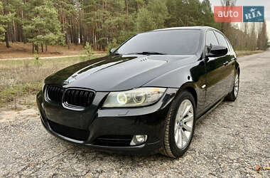 Седан BMW 3 Series 2010 в Ахтырке