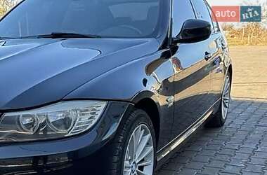 Седан BMW 3 Series 2010 в Одесі