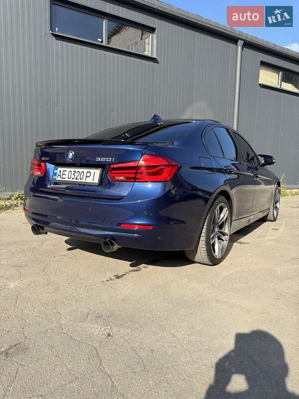 Седан BMW 3 Series 2017 в Дніпрі фото 12 Седан BMW 3 Series 2017 в Дніпрі