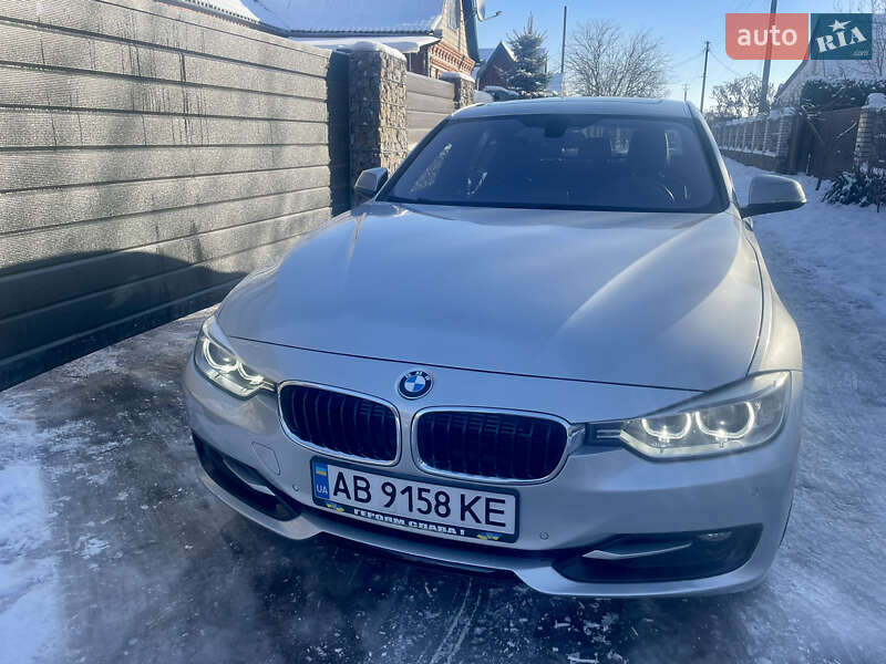 Седан BMW 3 Series 2013 в Калиновке