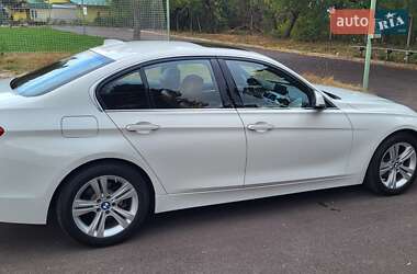 Седан BMW 3 Series 2016 в 