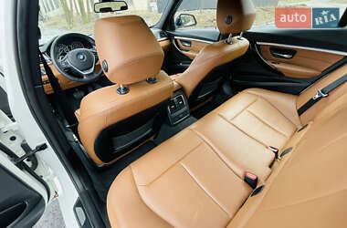 Седан BMW 3 Series 2016 в 