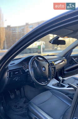 Седан BMW 3 Series 2005 в Софиевской Борщаговке