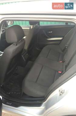 Универсал BMW 3 Series 2009 в 