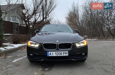 Седан BMW 3 Series 2015 в Василькове