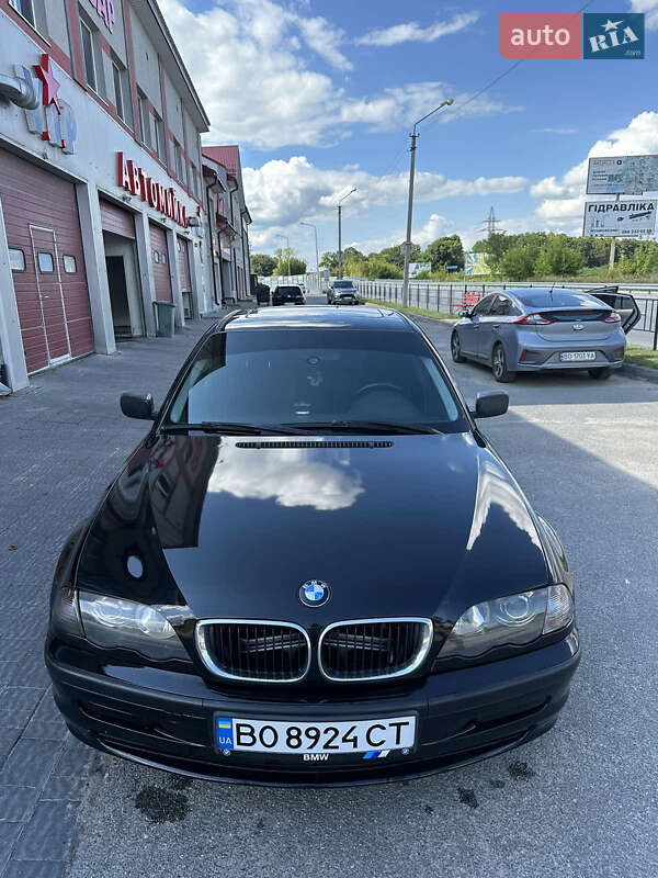 BMW 3 Series 2000