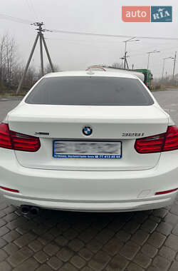 Седан BMW 3 Series 2014 в Львові