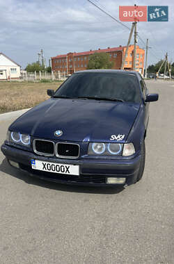 Седан BMW 3 Series 1996 в Білій Церкві