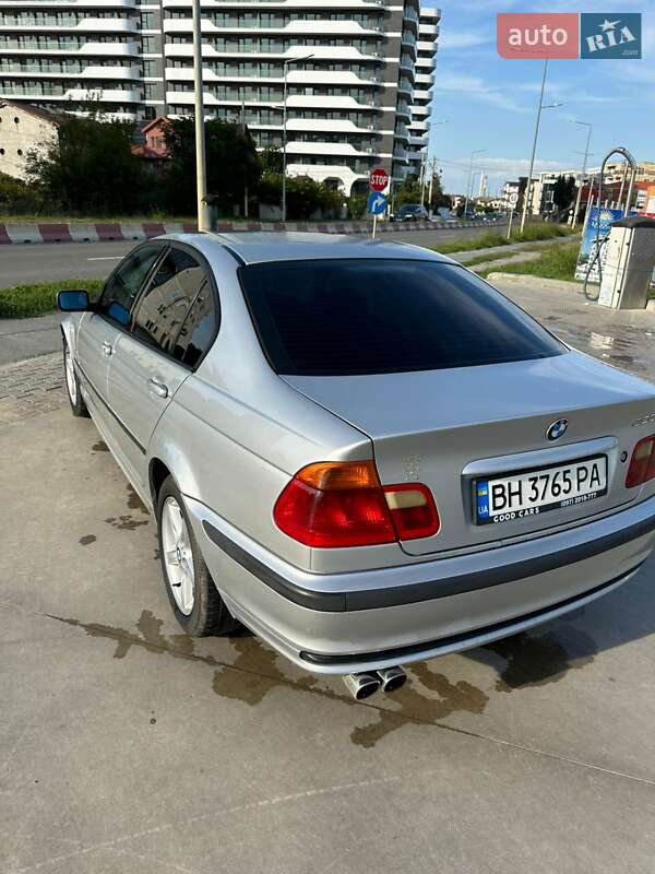 Седан BMW 3 Series 2001 в Ізмаїлі