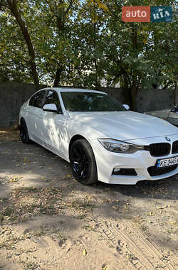 Седан BMW 3 Series 2014 в Дніпрі