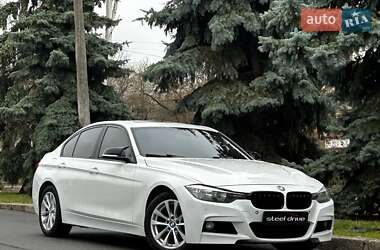 Седан BMW 3 Series 2015 в Миколаєві