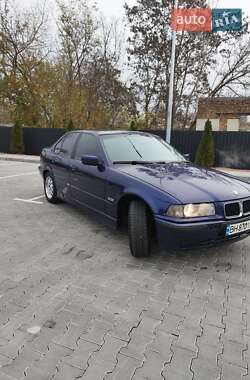 Седан BMW 3 Series 1995 в Одесі