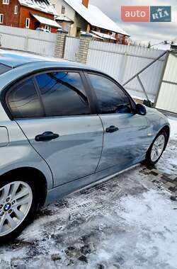 Седан BMW 3 Series 2005 в Киеве