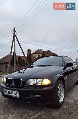 Седан BMW 3 Series 1999 в Вараші