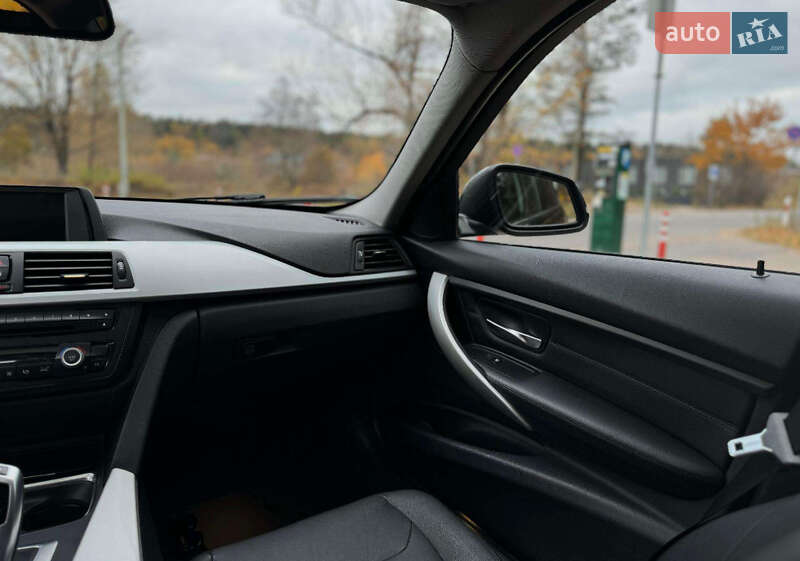 Седан BMW 3 Series 2014 в Черкассах