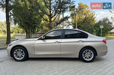 Седан BMW 3 Series 2013 в Звягеле