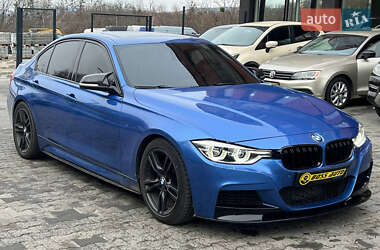 Седан BMW 3 Series 2013 в Чернівцях