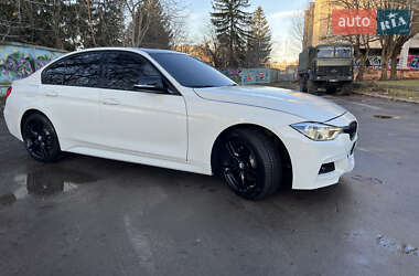 Седан BMW 3 Series 2015 в Львові