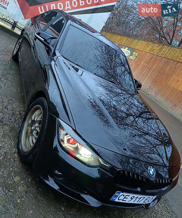 Седан BMW 3 Series 2014 в Чернівцях