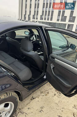 Седан BMW 3 Series 2004 в 