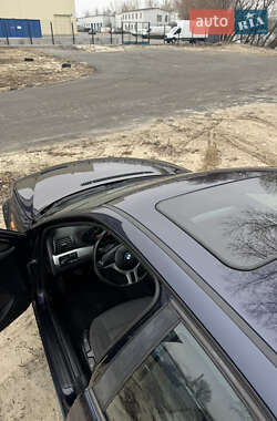 Седан BMW 3 Series 2004 в 