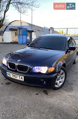 Седан BMW 3 Series 2004 в Запоріжжі