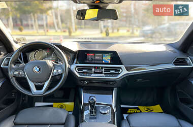Седан BMW 3 Series 2019 в 